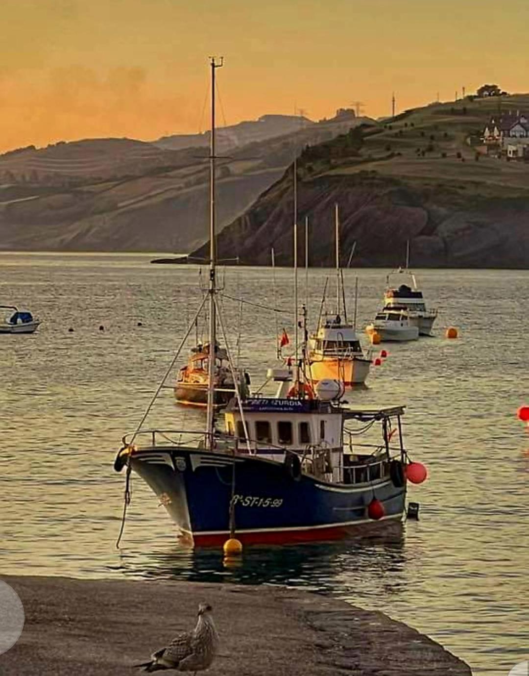 Appartamento Castro Urdiales Esterno foto